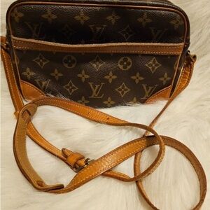 Vintage Louis Vuitton Brown Monogram Shoulder Bag Trocadero 25